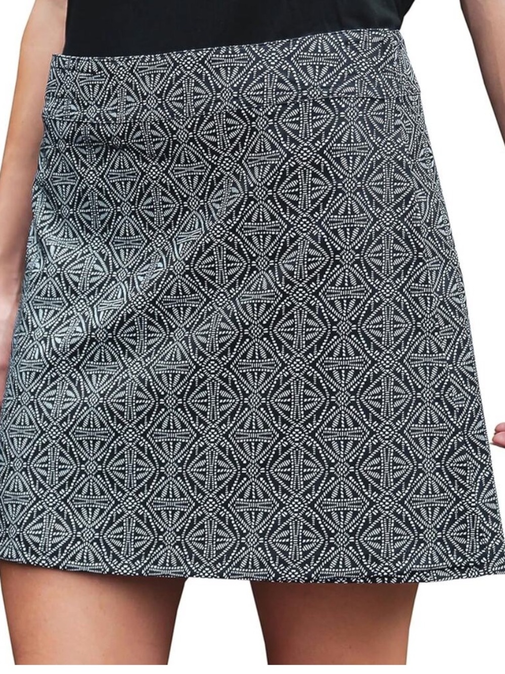 Rip Skirt Hawaii Black Pearl Batik Wrap Skirt NWT Large